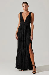 Tesni Pleated Maxi Dress