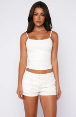 Queen Vibes Linen Short White